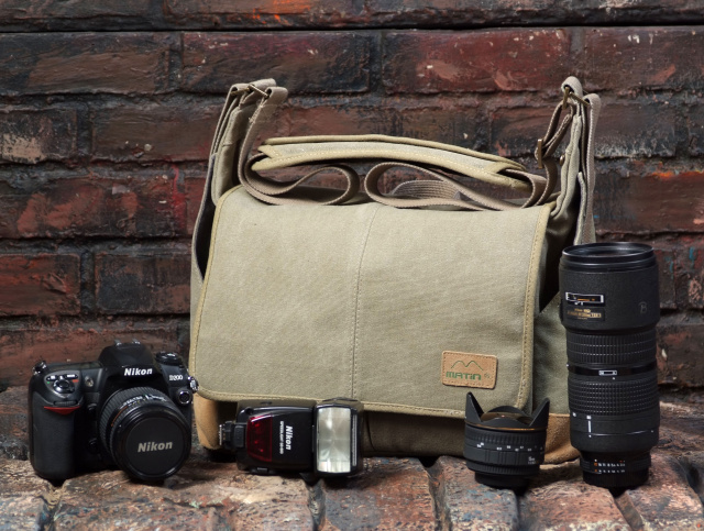 Balade - 300 Messenger Style Camera Bag